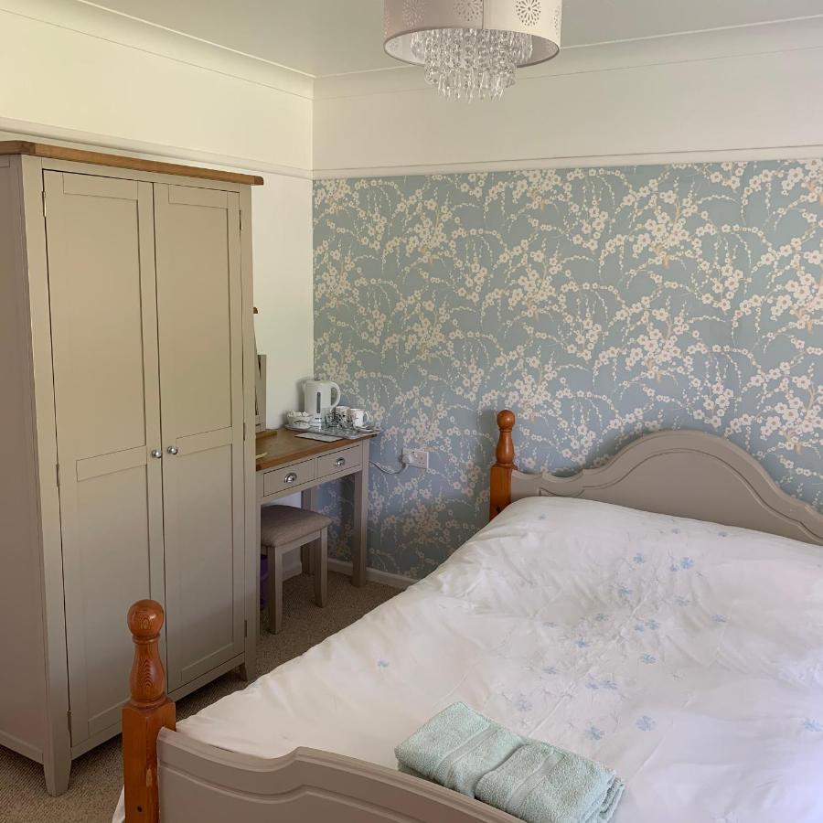 Nettle Bank Bed and Breakfast Lyme Regis Buitenkant foto